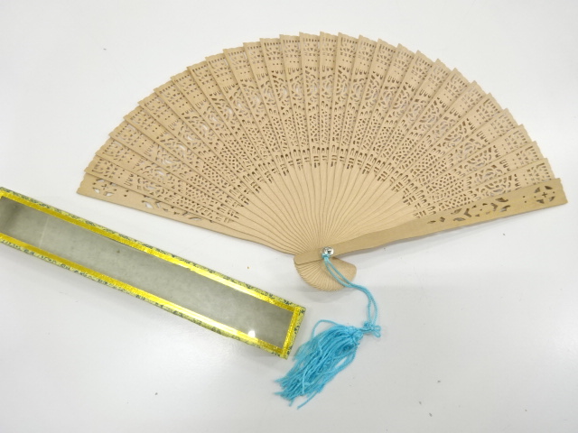 JAPANESE KIMONO / ANTIQUE FAN